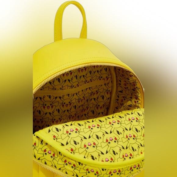 Loungefly Pokémon Pikachu Mini Backpack - Picture 6 of 7